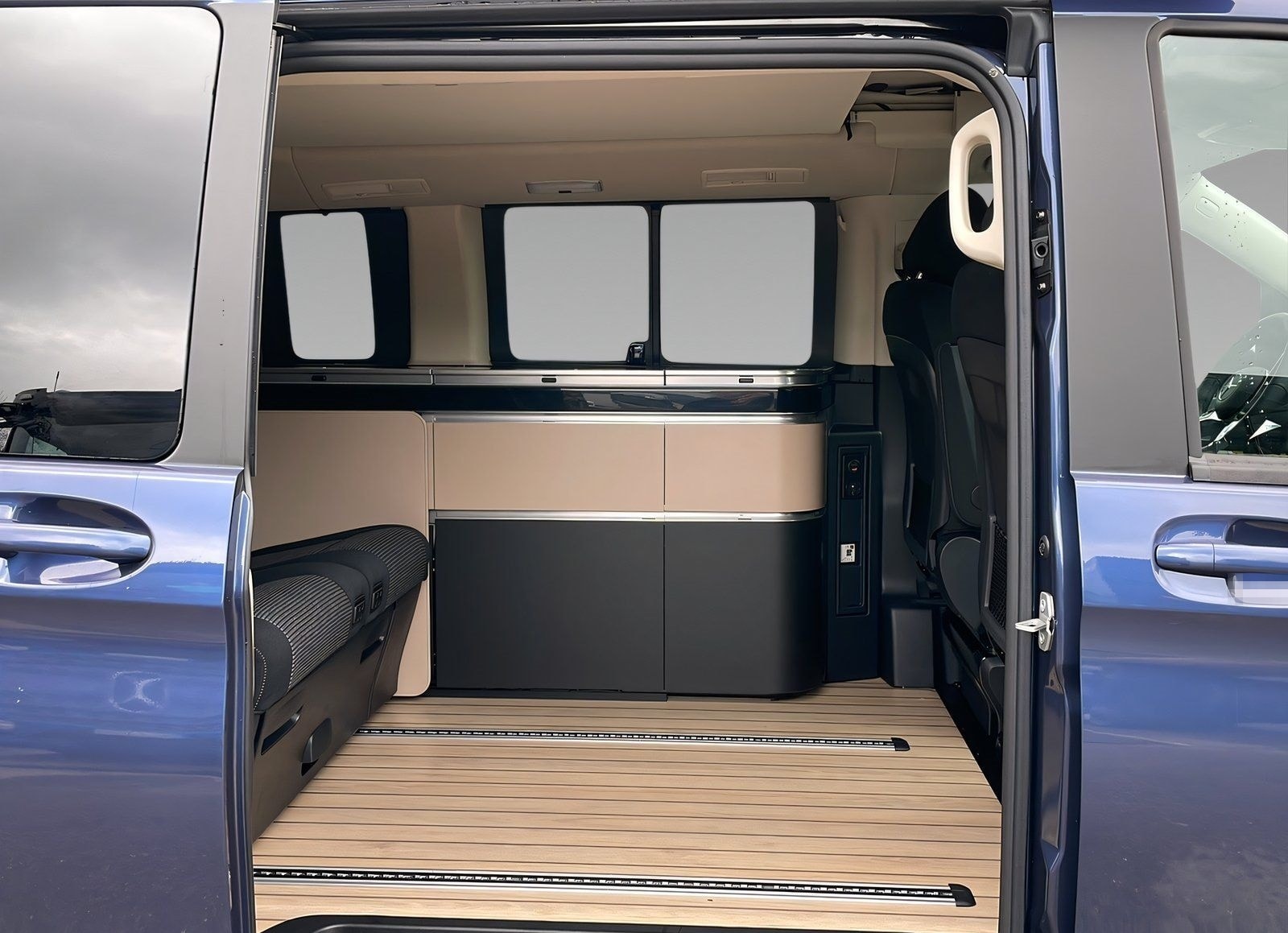 Mercedes-Benz Marco Polo 250 d 4M AMG+DIST+NIGHT+AIRM+AHK+360 foto 13