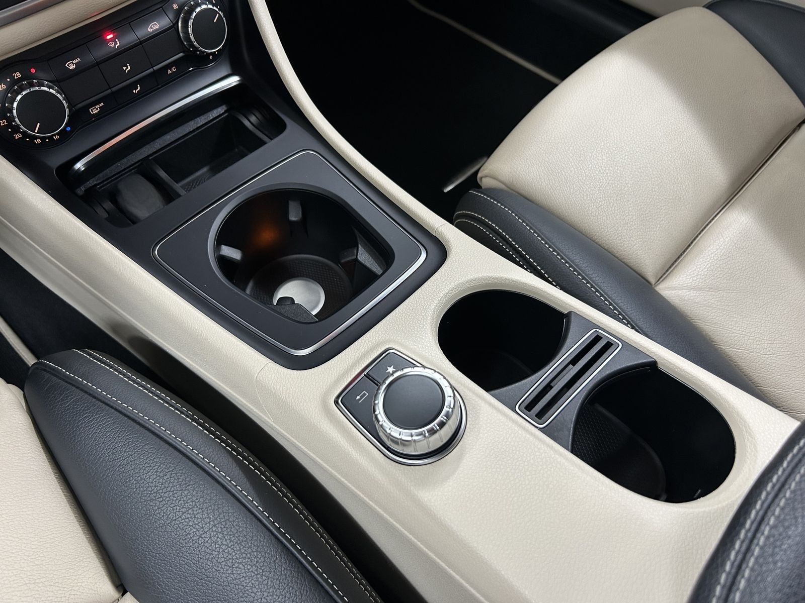 Mercedes-Benz CLA 220 4Matic ACC+LED+Leder+CarPlay+Keyless+SHZ foto 17