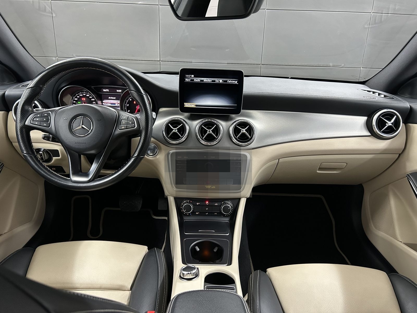 Mercedes-Benz CLA 220 4Matic ACC+LED+Leder+CarPlay+Keyless+SHZ foto 9