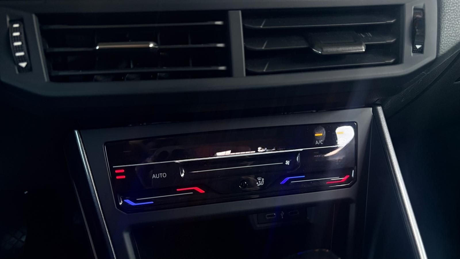 Volkswagen Taigo Style 1.5 TSI IQ.Light/SHZ/TEMPO/Carplay foto 17