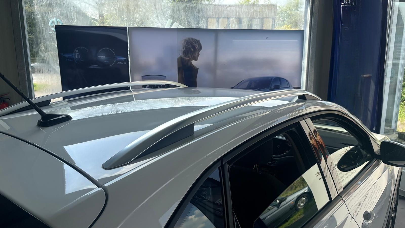 Volkswagen Taigo Style 1.5 TSI IQ.Light/SHZ/TEMPO/Carplay foto 25