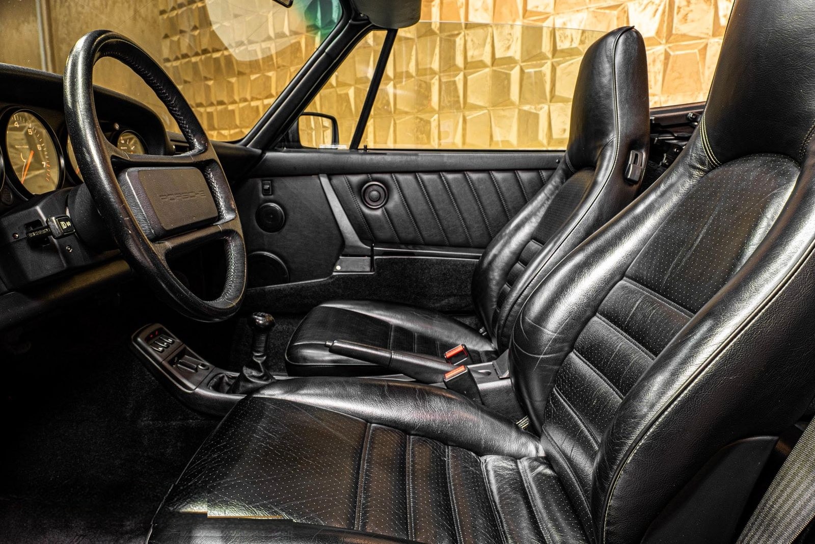 Porsche 964 Carrera 2 + MANUAL TRANSMISSION foto 17