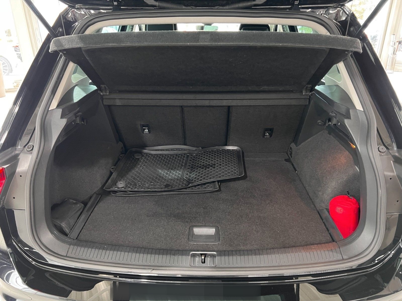 Volkswagen Tiguan Highline 4M | 1-HAND | ACC | NAVI | AHK foto 19