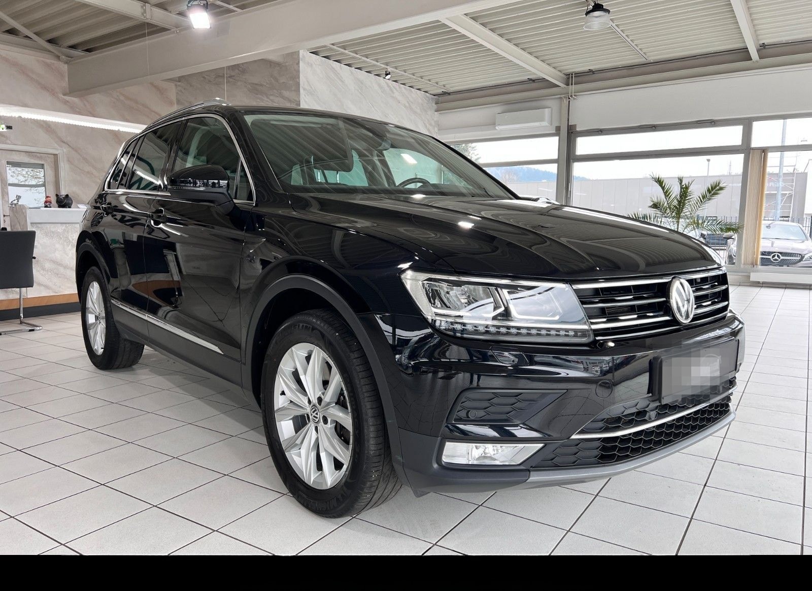 Volkswagen Tiguan Highline 4M | 1-HAND | ACC | NAVI | AHK foto 3