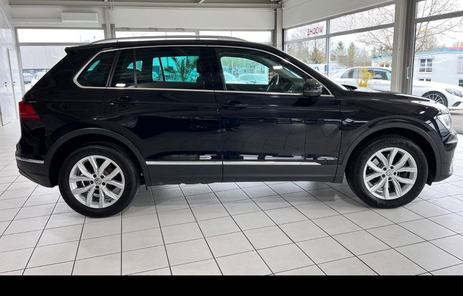 Volkswagen Tiguan Highline 4M | 1-HAND | ACC | NAVI | AHK foto 4