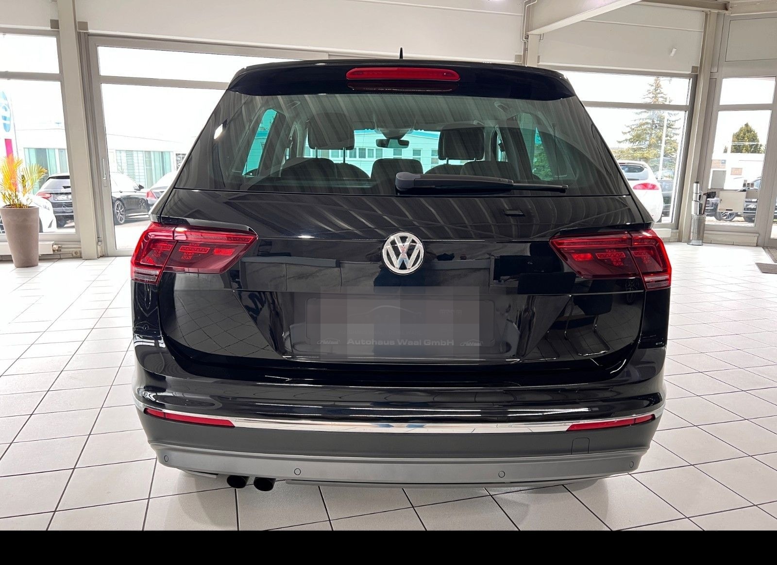 Volkswagen Tiguan Highline 4M | 1-HAND | ACC | NAVI | AHK foto 6