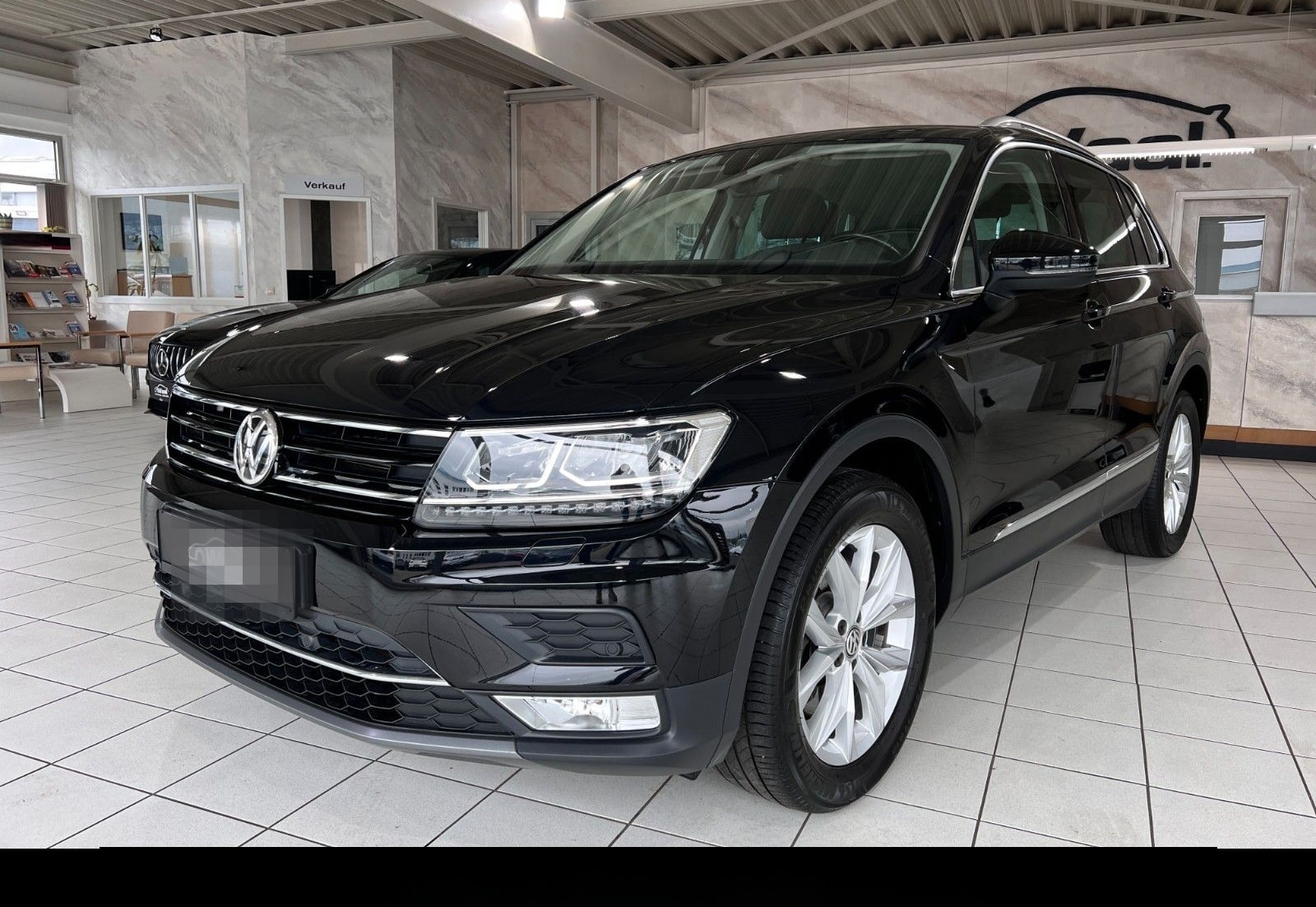 Volkswagen Tiguan Highline 4M | 1-HAND | ACC | NAVI | AHK foto 8
