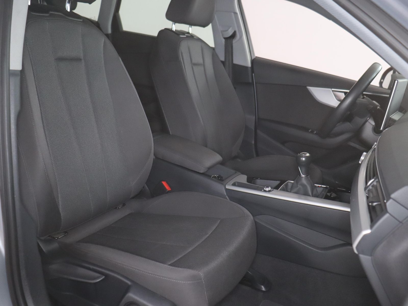 Audi A4 Avant 35TFSI 261,-ohne Anzahlung Navi AHK Sit foto 12