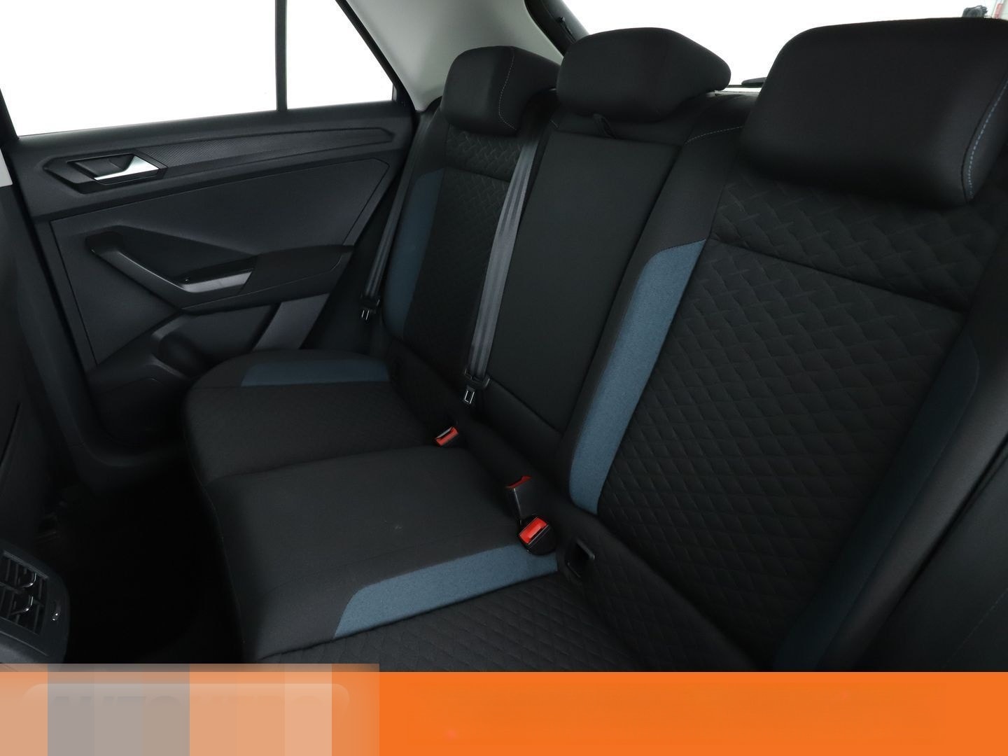 Volkswagen T-Roc 1.6 TDI IQ.DRIVE*NAVI*LED*ACC*SHZ* foto 14