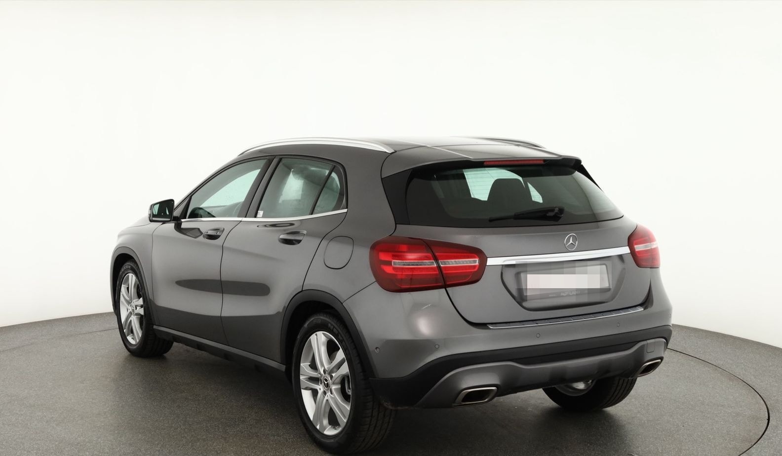 Mercedes-Benz GLA 180 LED Navi Sitzheizung Teilleder PDC ACC foto 3