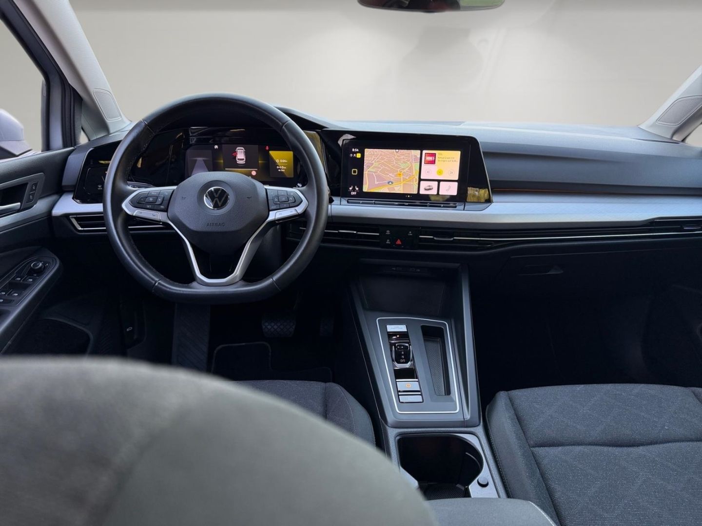 Volkswagen Golf Variant 2.0 TDI Life DSG Aut.*AHK SCHWENKBA foto 10