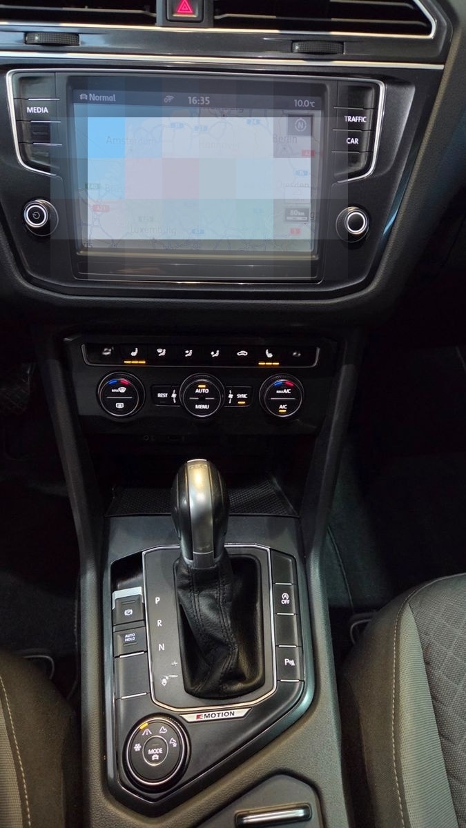 Volkswagen Tiguan 2.0TDI-4X4-AUTOM+AHK+KLIMAUTOM+NAV+1HAND foto 23