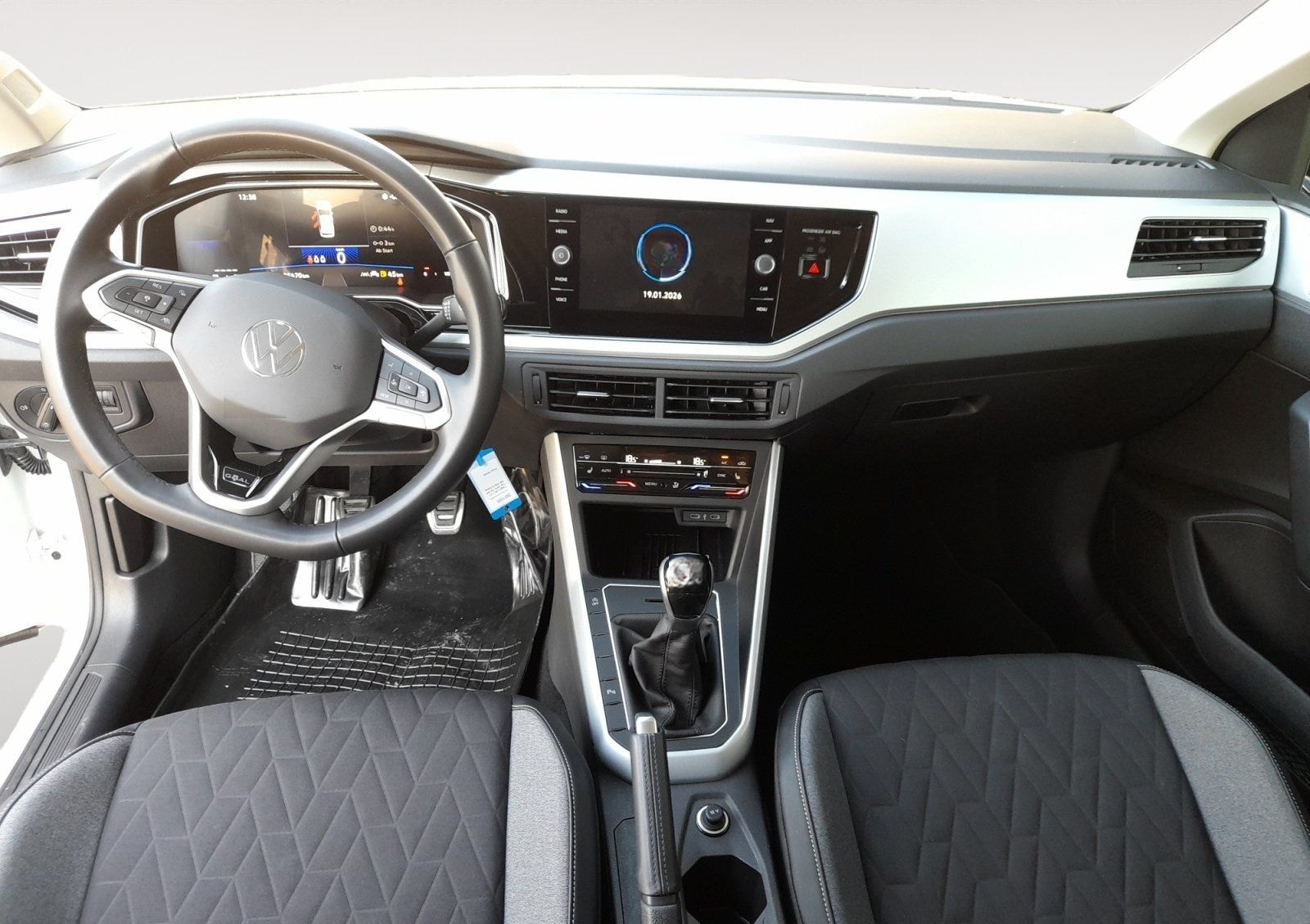 Volkswagen Taigo 1.0 TSI Goal Navi CarPlay SHZ PDC foto 9