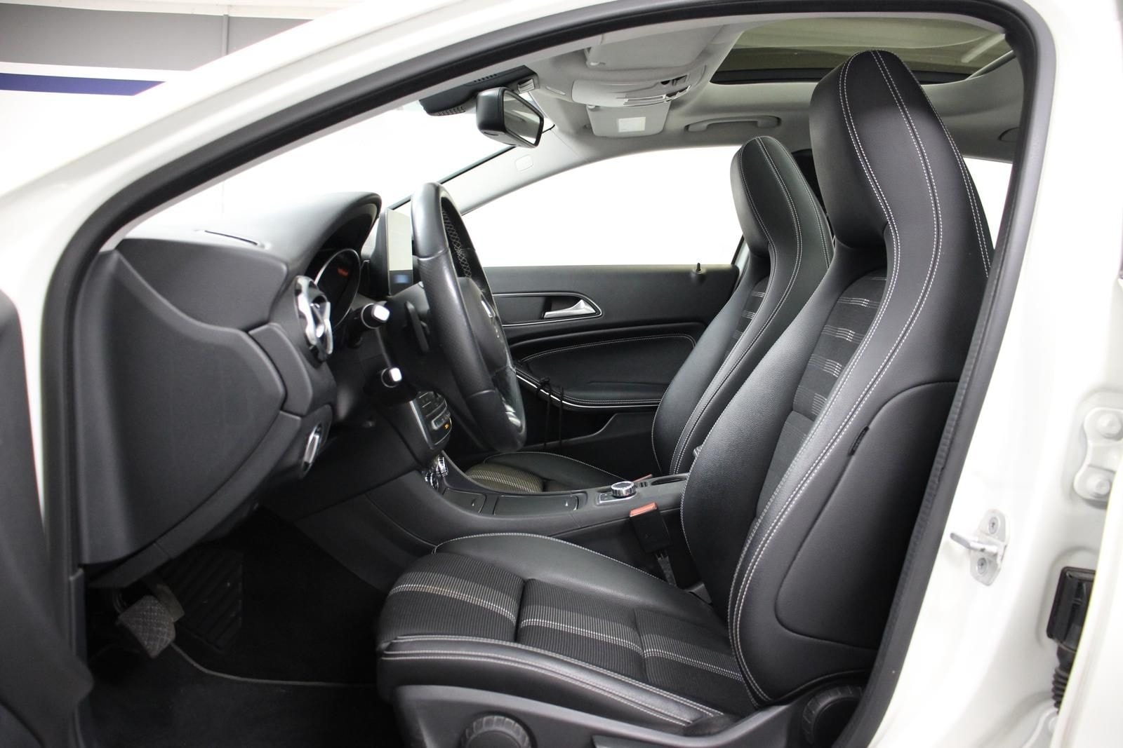 Mercedes-Benz GLA 200 Aut. PANO NAVI AHK TOTWINK. LED SHZ 2.HD foto 8