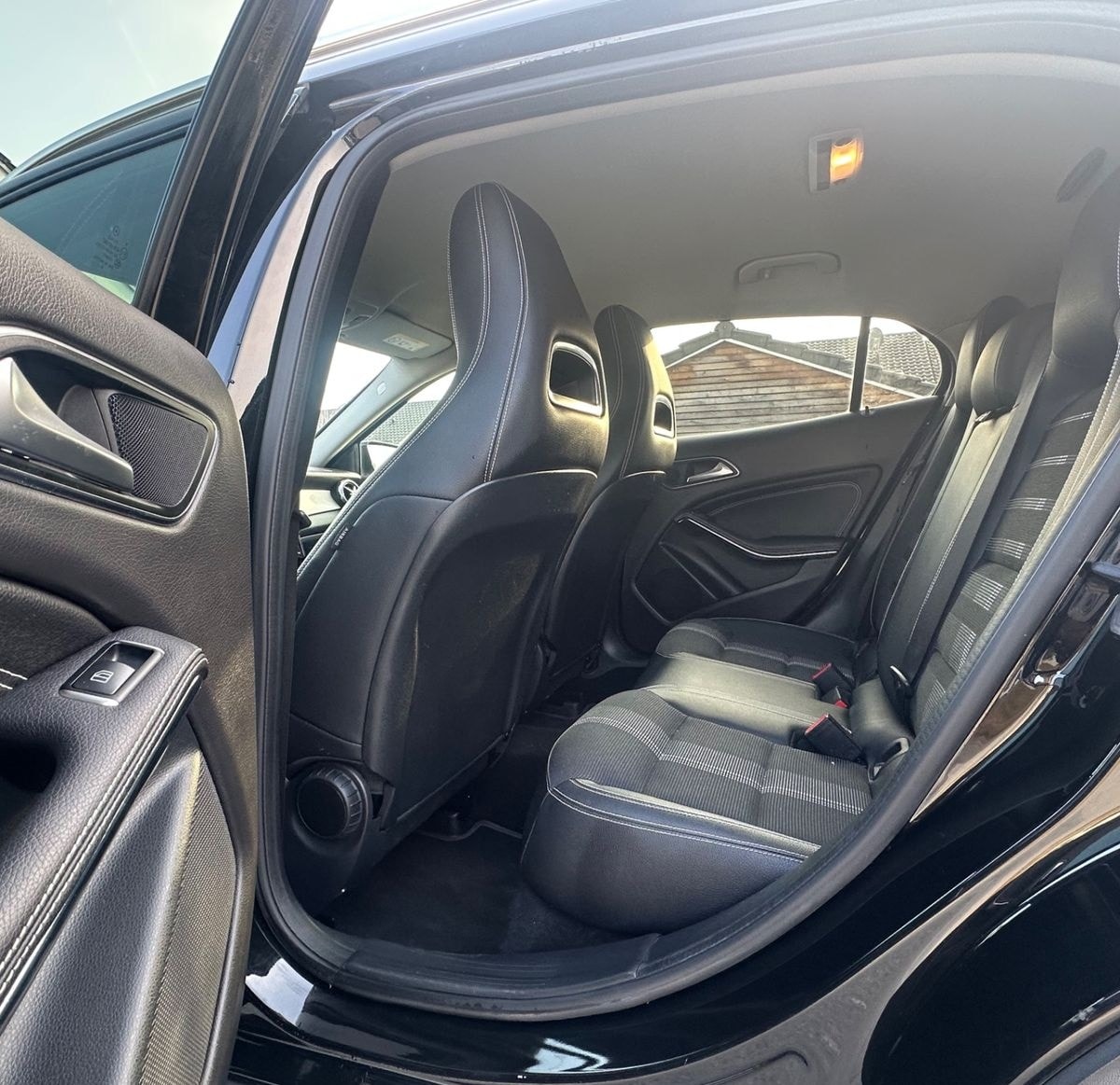 Mercedes-Benz GLA 220d 4Matic Urban-Navi-SZH-PDC-Rückfahrkamer foto 15