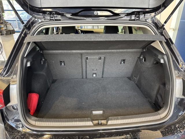 Volkswagen Golf VIII TSI Active *Navi*DSG*APP*Einparkhilfe foto 6