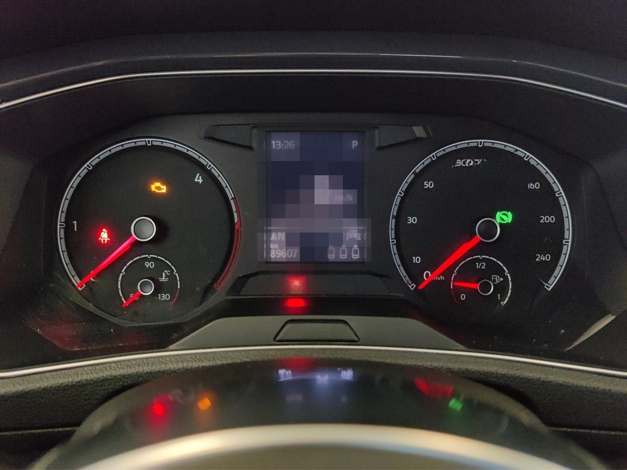 Volkswagen T-Roc 2.0 TDI DSG 4MOTION Sport, LED, ACC, Navi foto 12