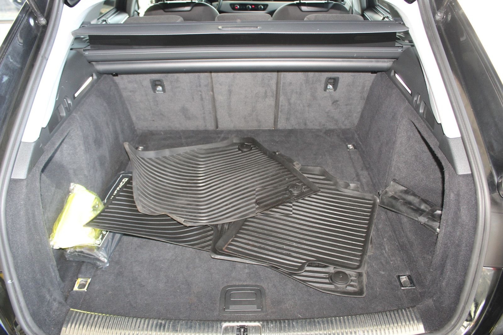 Audi A4 Avant 35 TFSI S-Tron NAVI*KEY*SHZ*LED*APS*LED foto 13