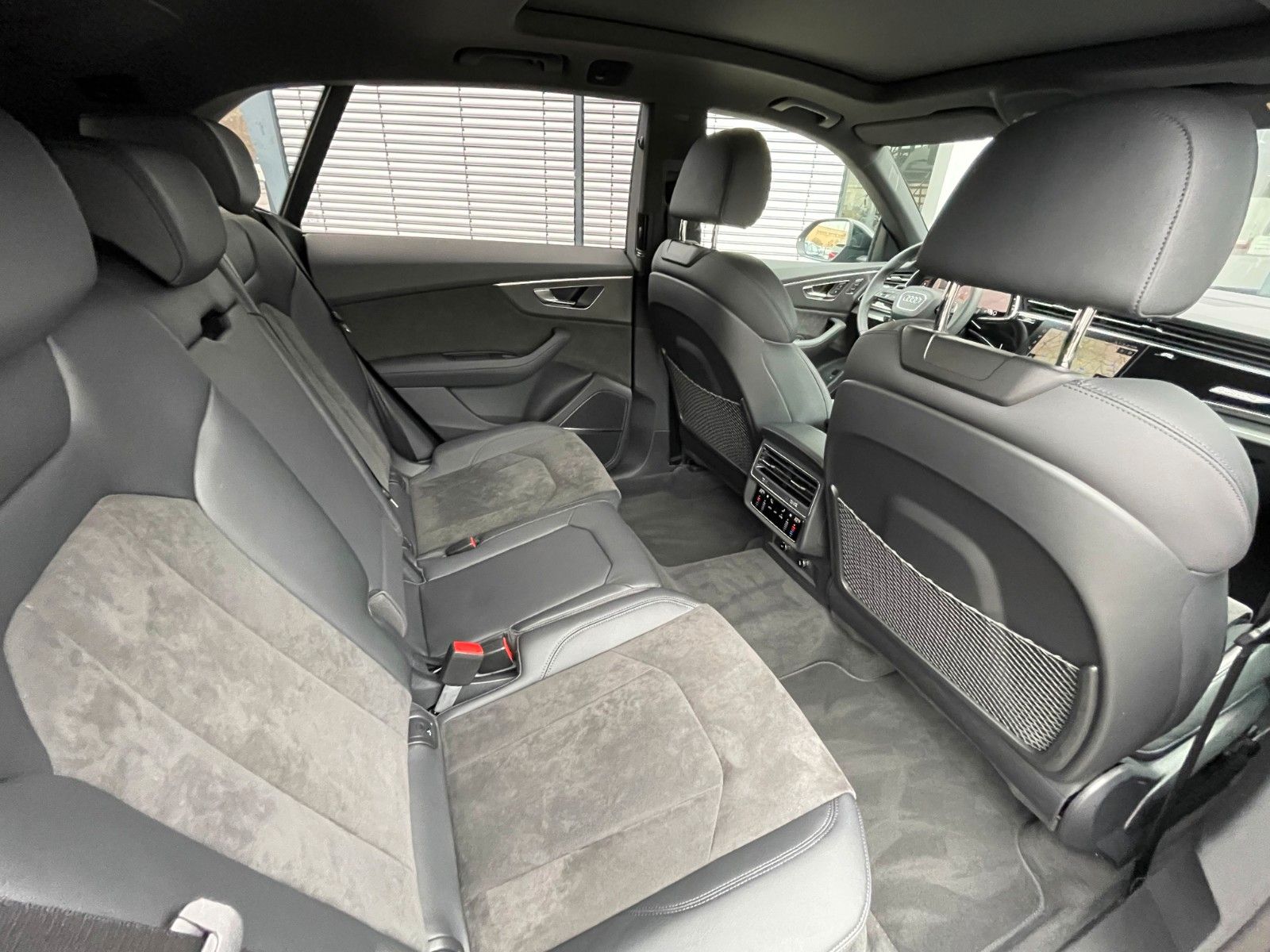 Audi RS Q8 4.0 TFSI qu. BLACK MATRIX DYNAMIK HUD PANO foto 20