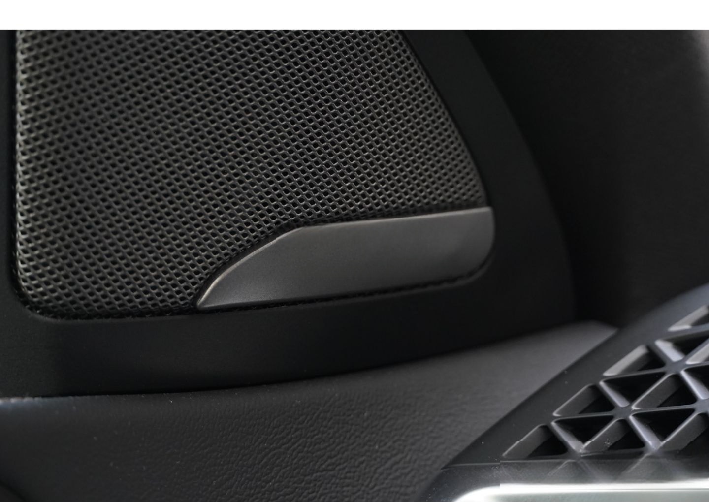 BMW X6 40 d M Sport Soft Pano Harman HUD AHK foto 22