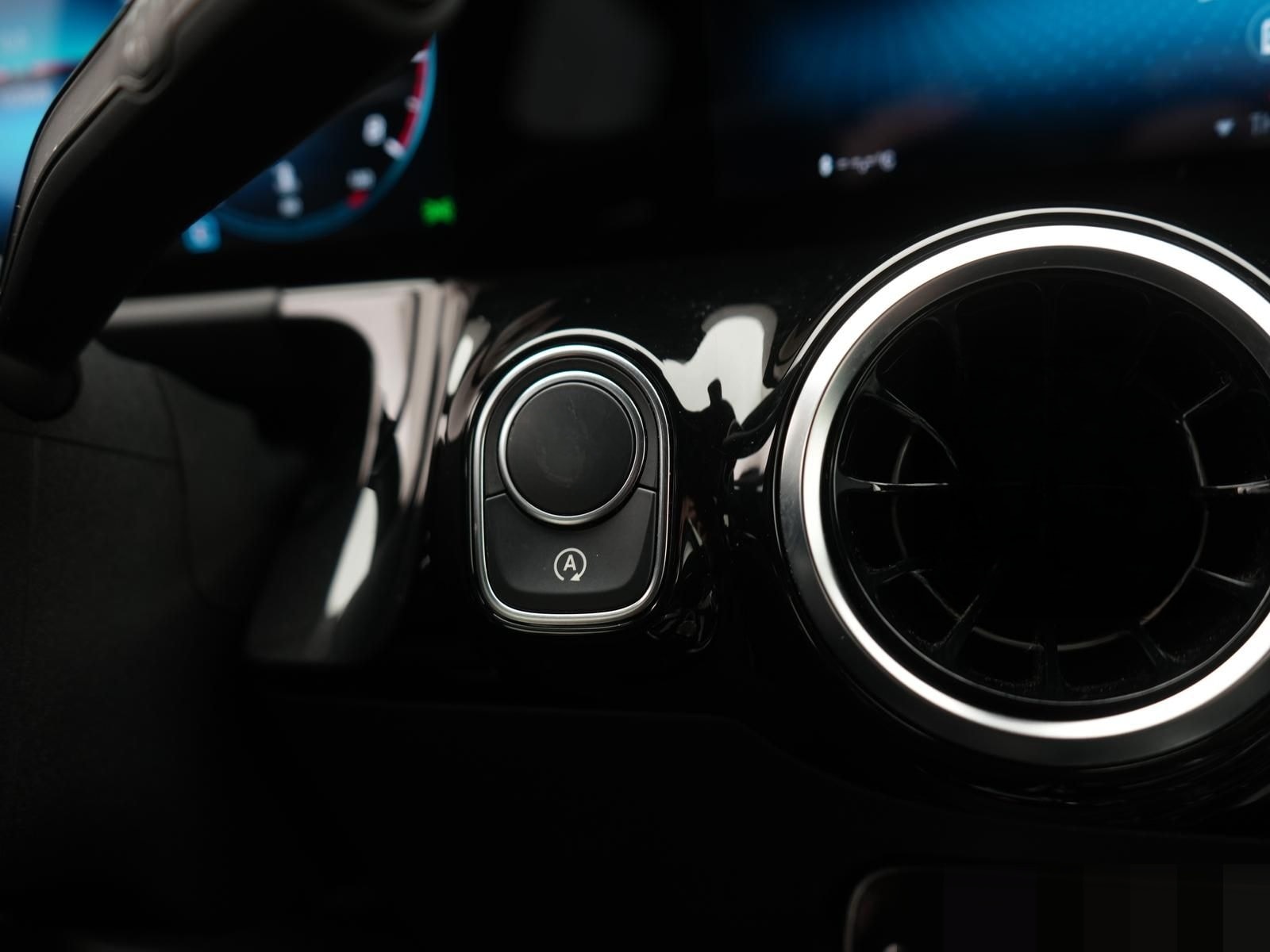 Mercedes-Benz B 200 AMG-Line,LED,PANO,AHK,APP,KAM,SHZ,NAV,TEMP foto 22