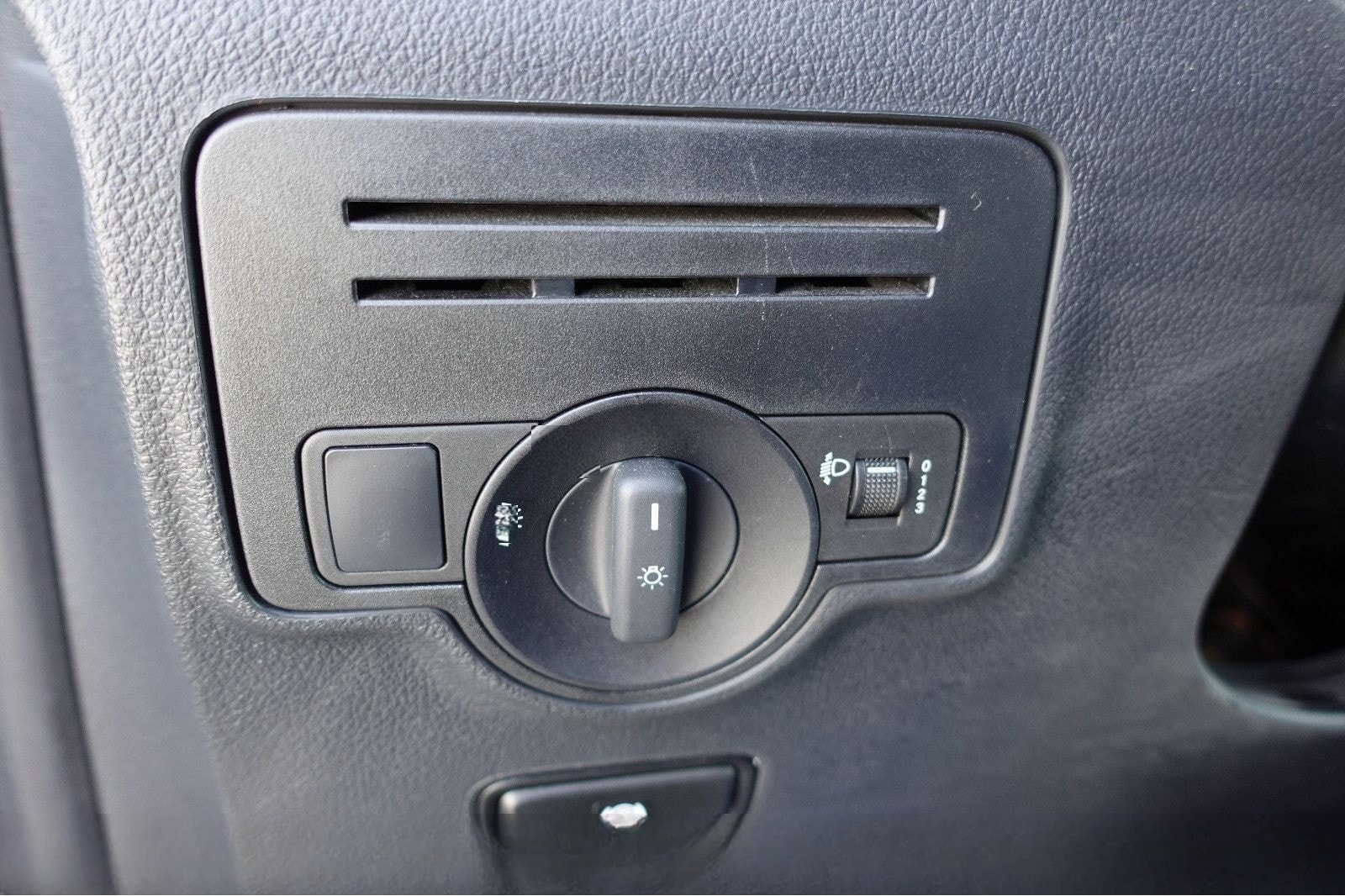 Mercedes-Benz Vito Kasten 114 CDI FWD lang KLA SHZ NAVI foto 13