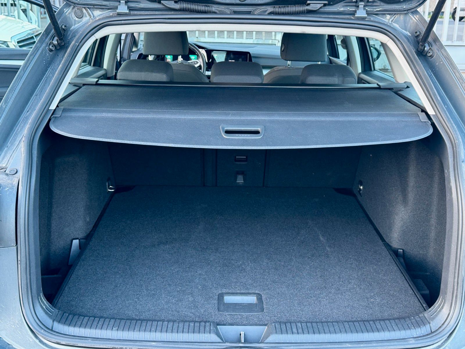 Volkswagen Golf VIII Variant Life foto 13