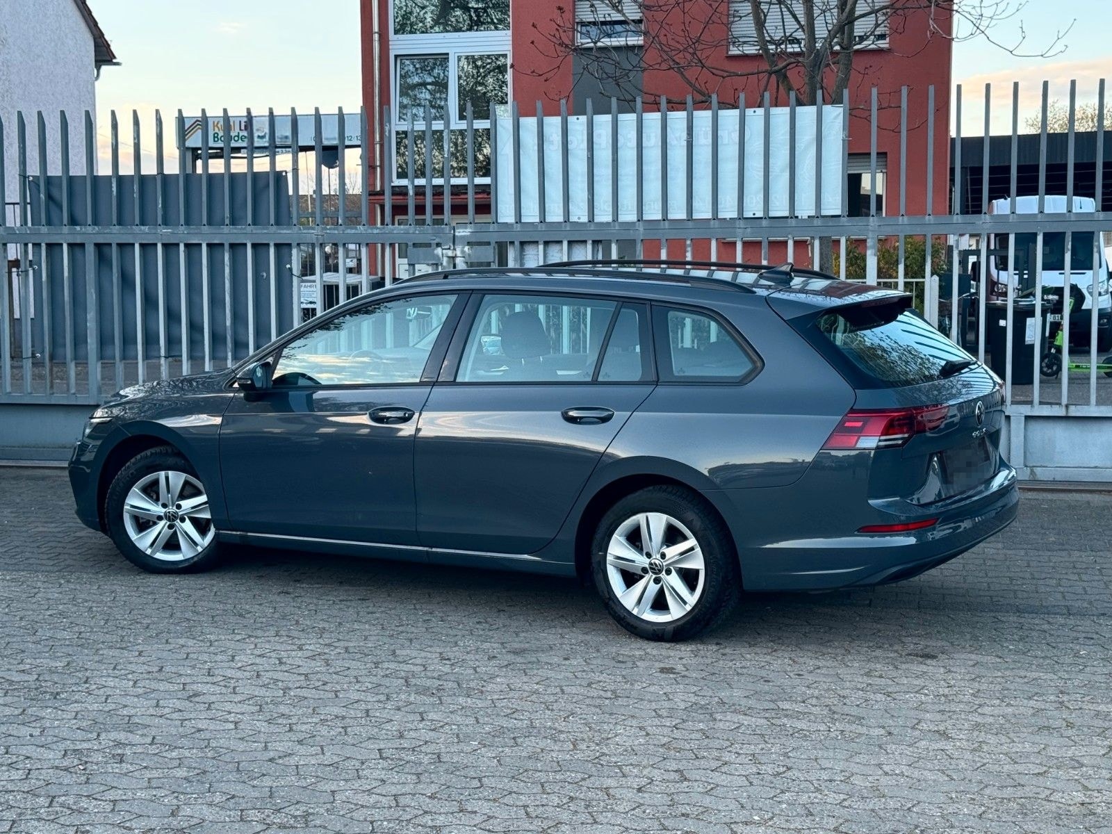 Volkswagen Golf VIII Variant Life foto 4