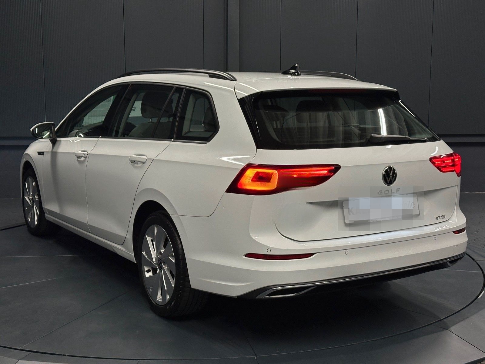 Volkswagen Golf Variant 1.5 eTSI Style *Standhzg*AHK*H&K*IQ foto 5