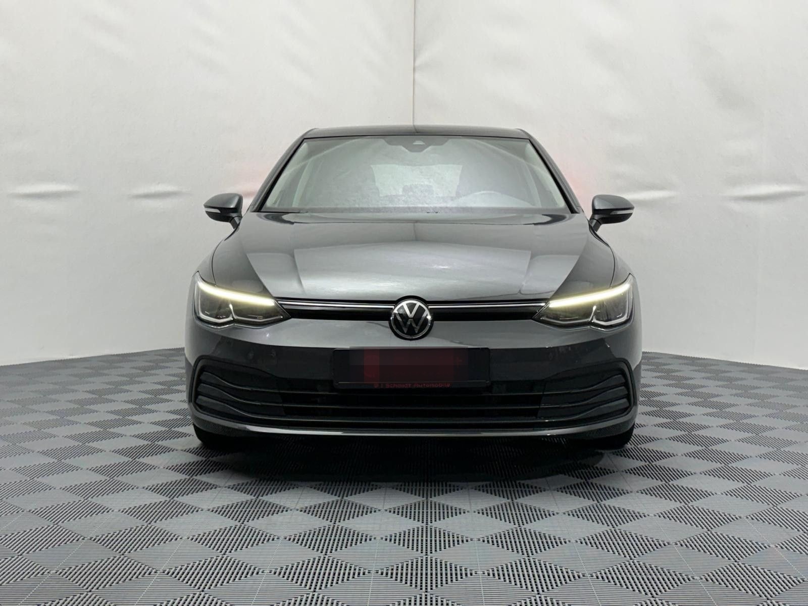 Volkswagen Golf Life 2,0 TDI STHZ Keyless ACC Navi LED  foto 2