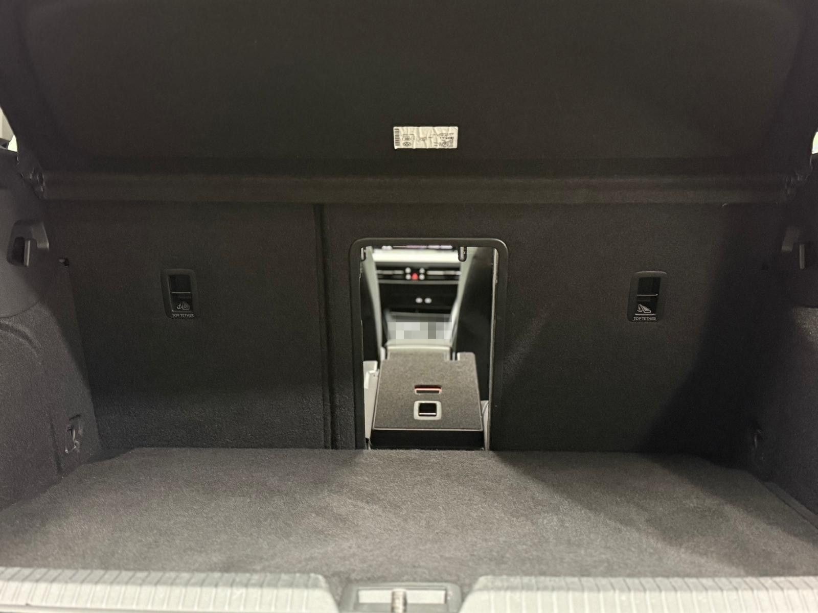 Volkswagen Golf Life 2,0 TDI STHZ Keyless ACC Navi LED  foto 13