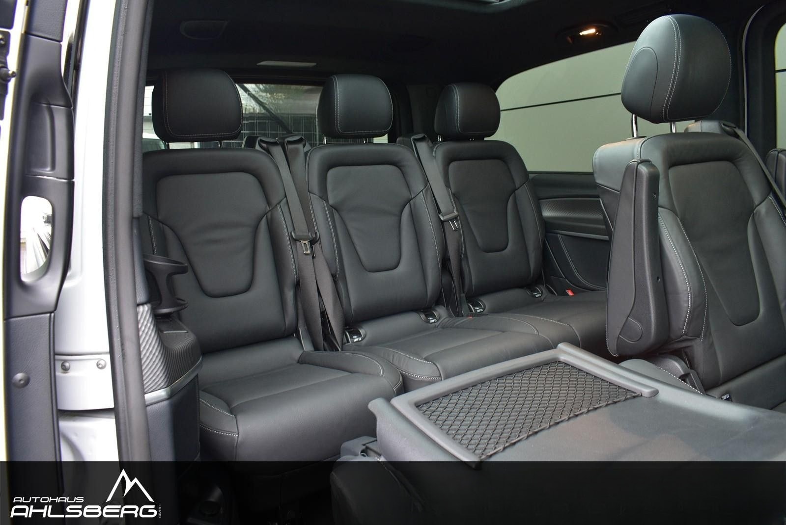 Mercedes-Benz V 300 d 4M EXCLUSIVE AMG DIST/360°/PANO/STAND/AI foto 20