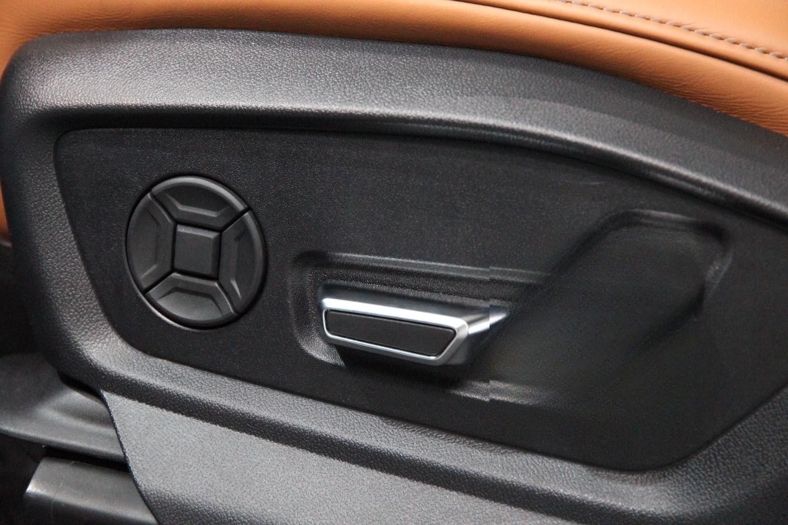 Audi RS Q8 4.0 TFSI quattro *PANO*HEAD-UP*B&O* foto 25