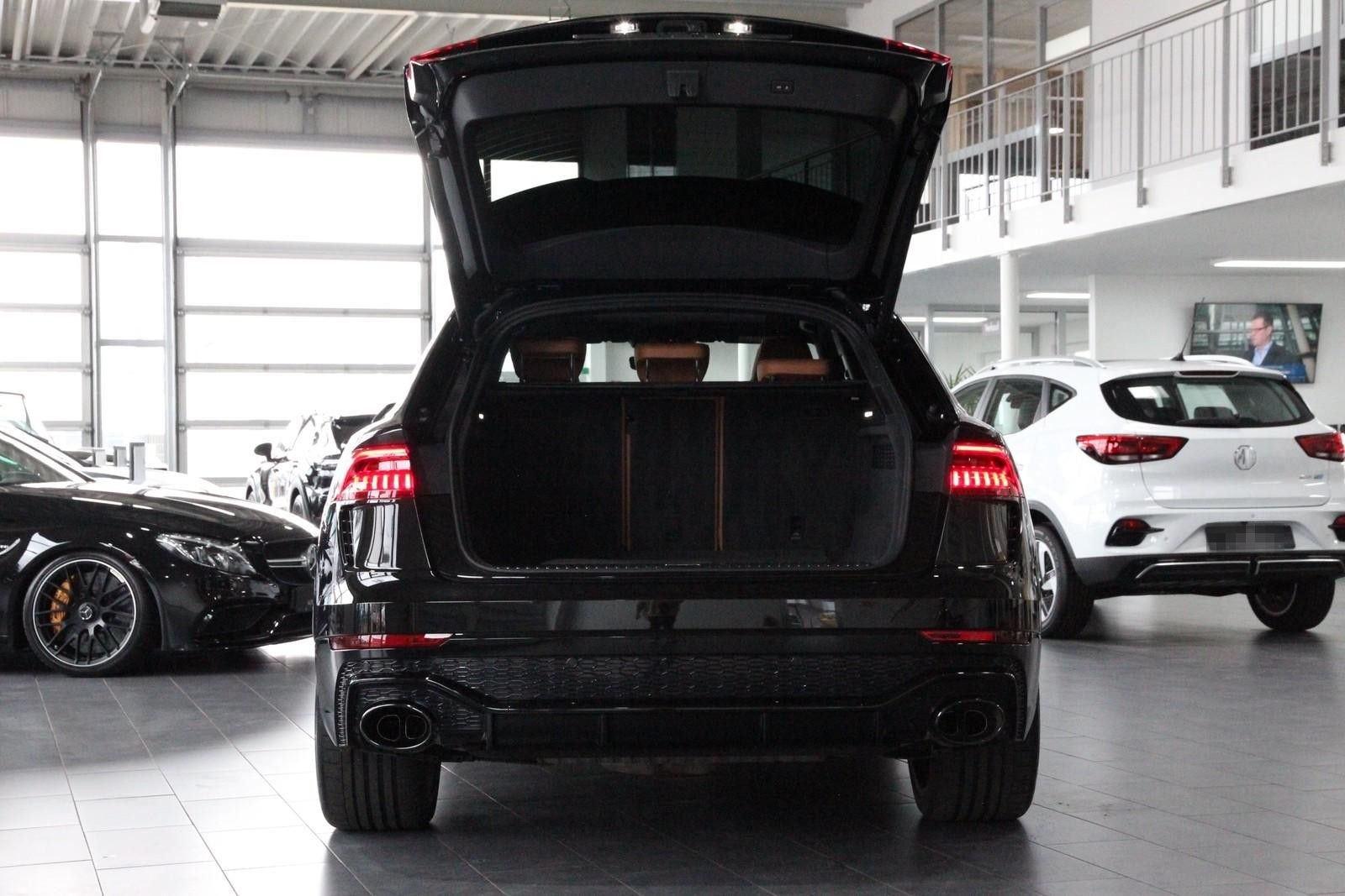 Audi RS Q8 4.0 TFSI quattro *PANO*HEAD-UP*B&O* foto 10