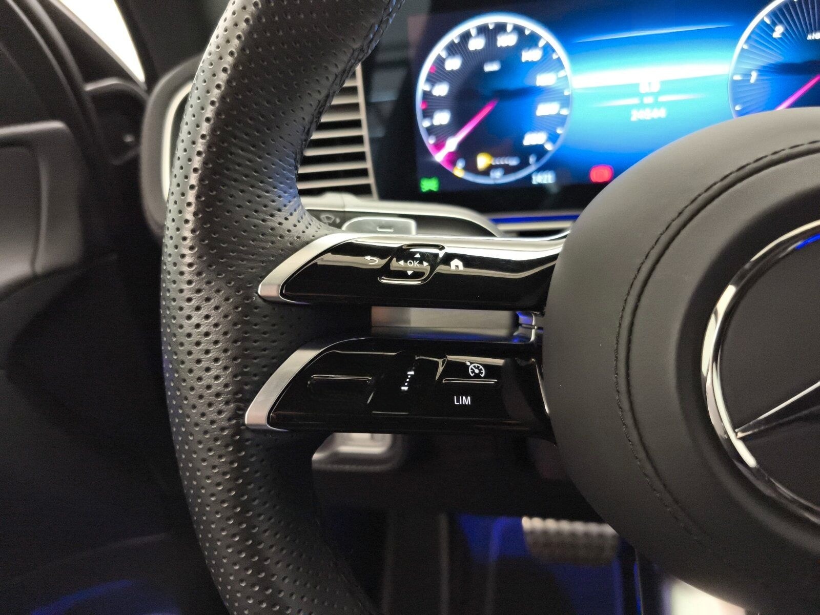 Mercedes-Benz GLE 450 d 4M Coupé AMG Pano Airmatic AHK 3,5t Bu foto 16