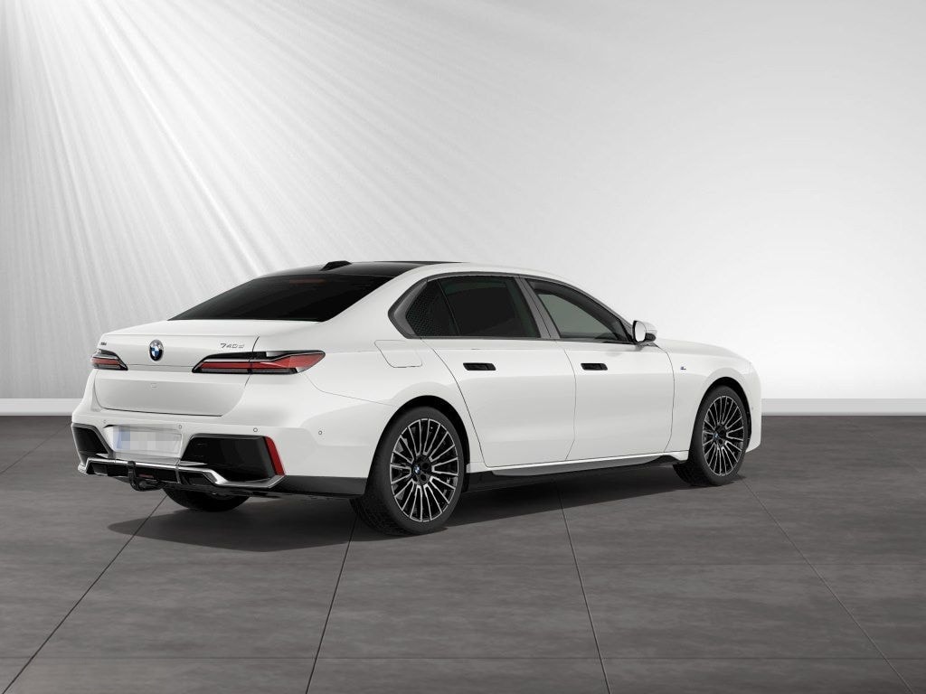 BMW 740d xDrive M Sport|AHK|SkyLounge|DA&PAProf. foto 2