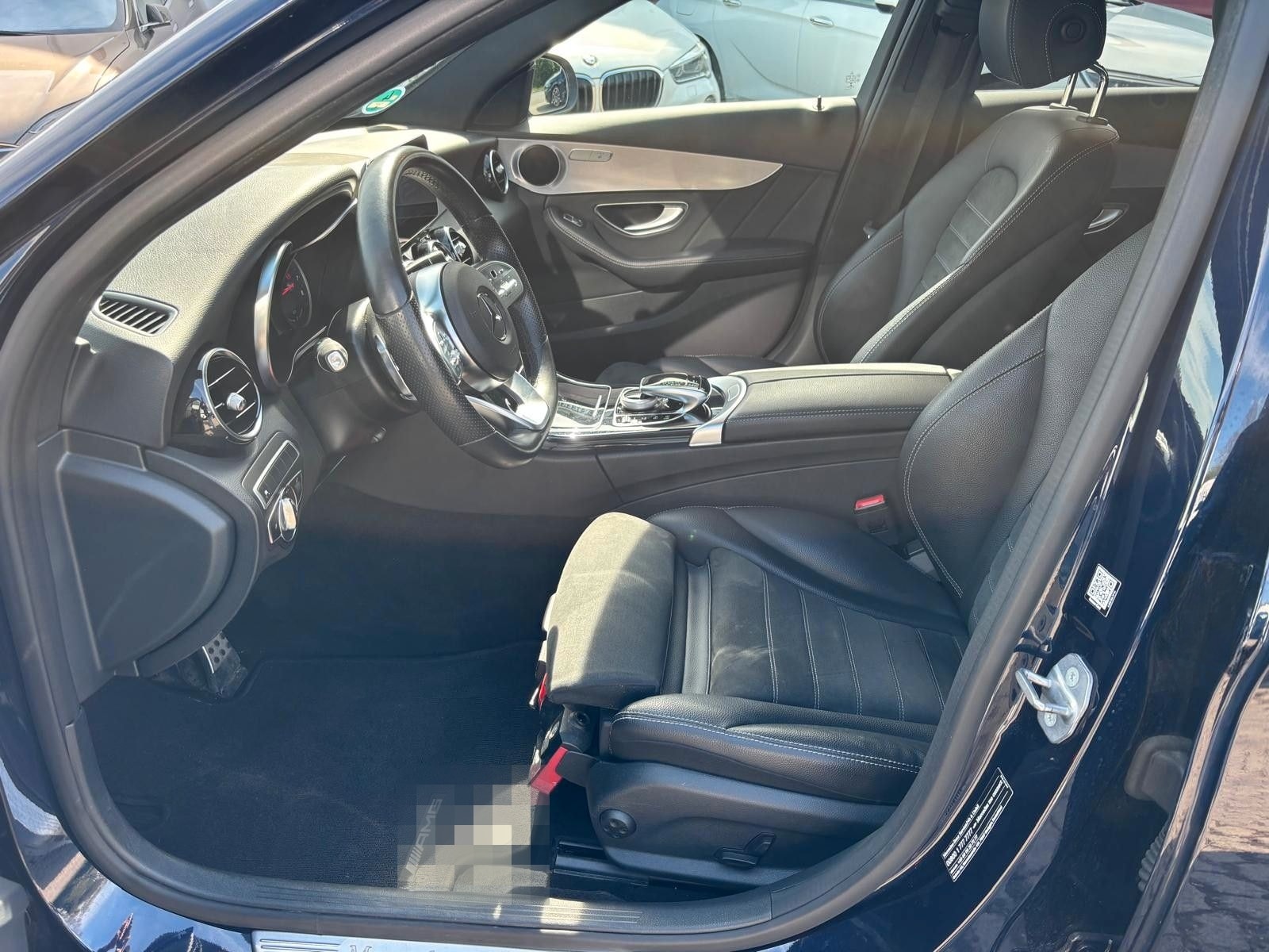 Mercedes-Benz AMG Line | Standheizung | LED | Navi | CarPlay foto 13