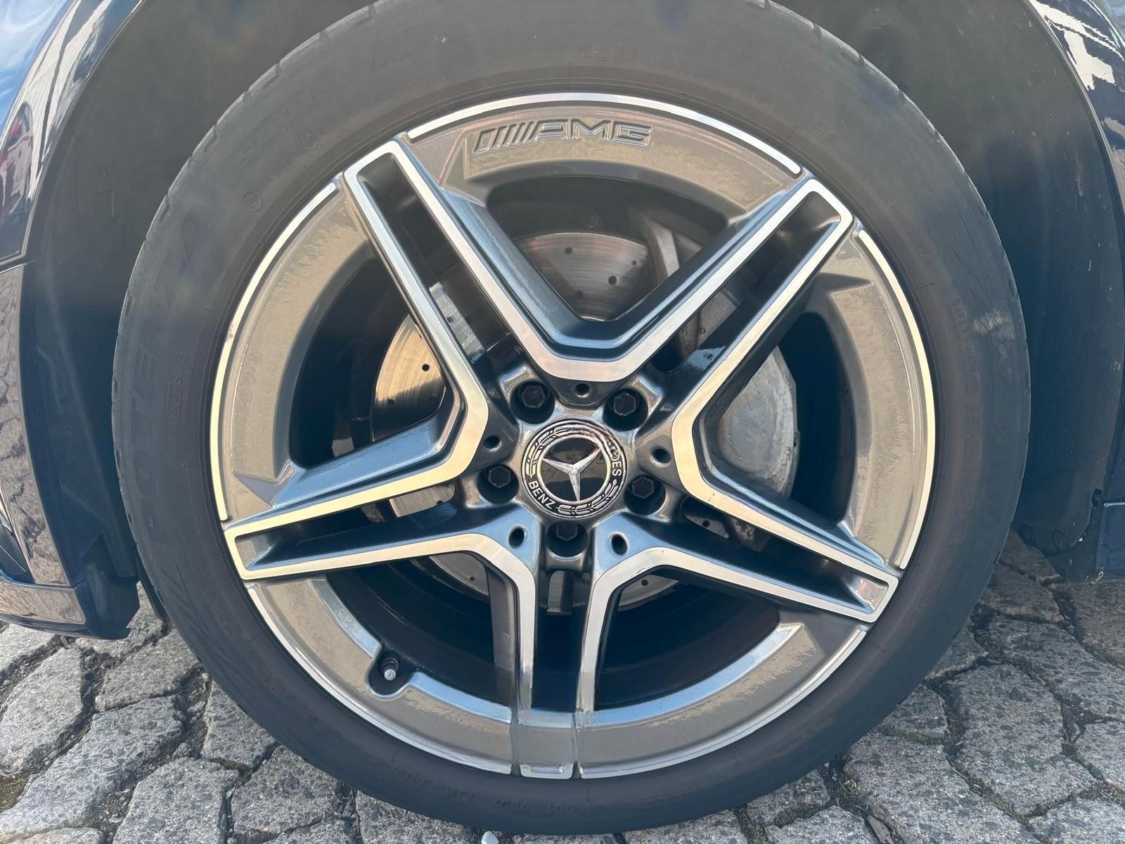 Mercedes-Benz AMG Line | Standheizung | LED | Navi | CarPlay foto 21