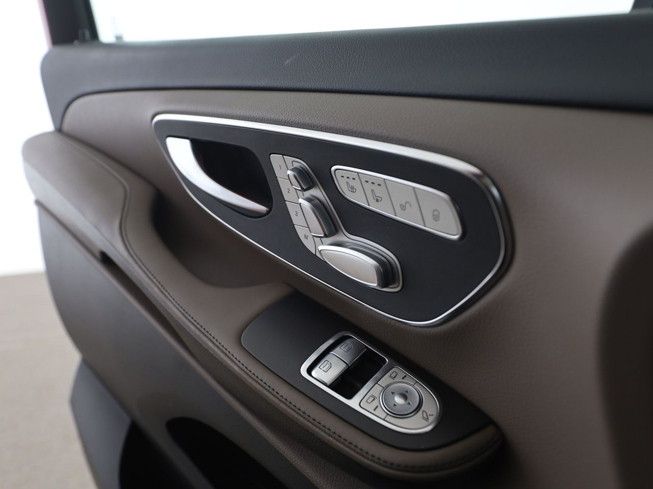 Mercedes-Benz V 300 d 4M Lang Exclusive Airmatic Nappa AHK 360 foto 14