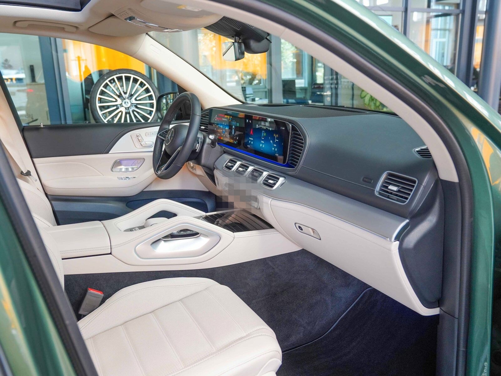 Mercedes-Benz GLE 350 de 4M AMG Line Night Ireland mid green foto 11