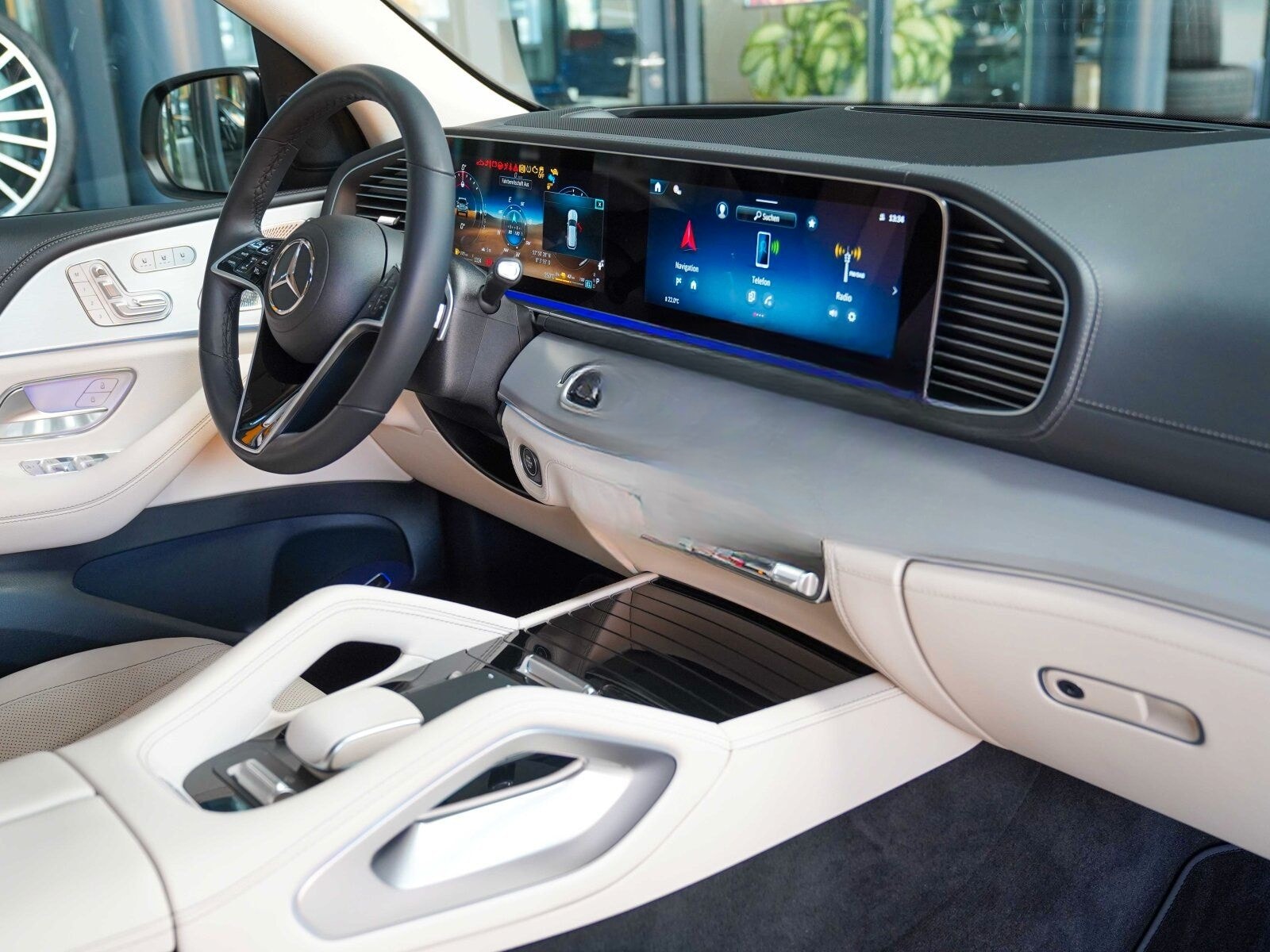 Mercedes-Benz GLE 350 de 4M AMG Line Night Ireland mid green foto 12