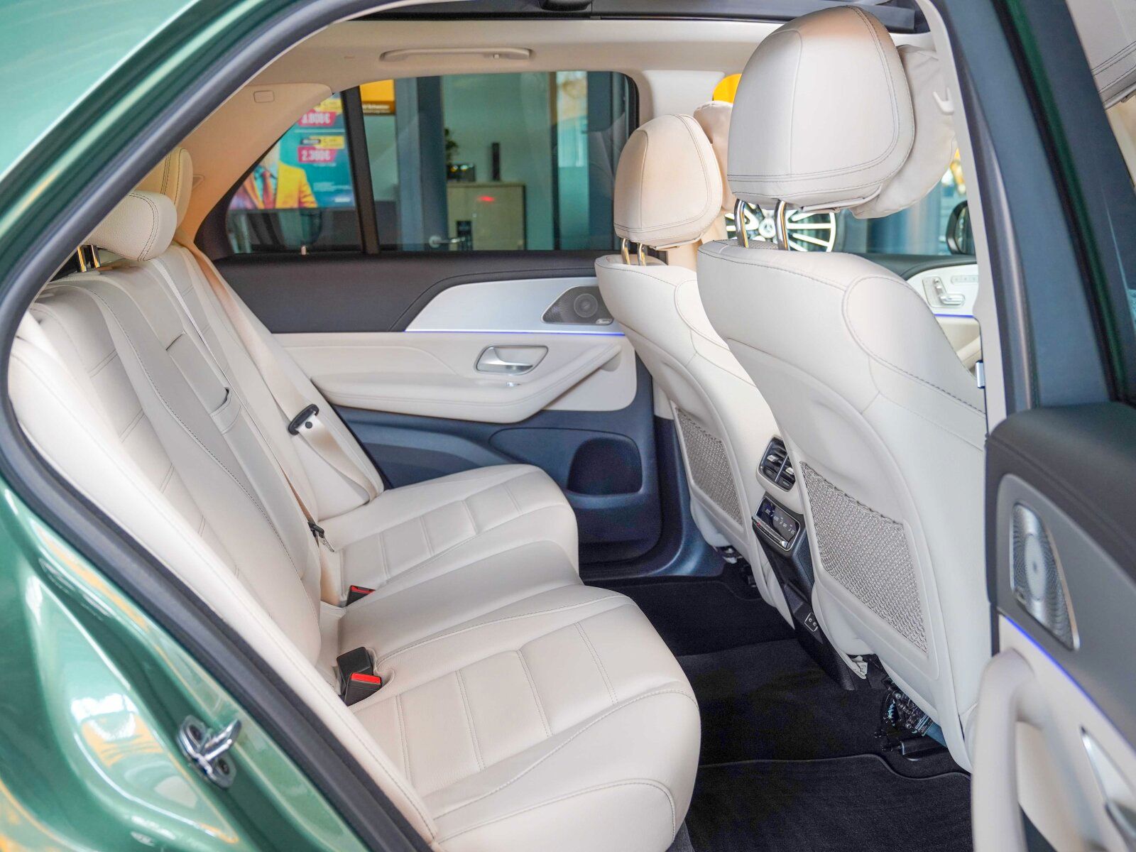 Mercedes-Benz GLE 350 de 4M AMG Line Night Ireland mid green foto 14