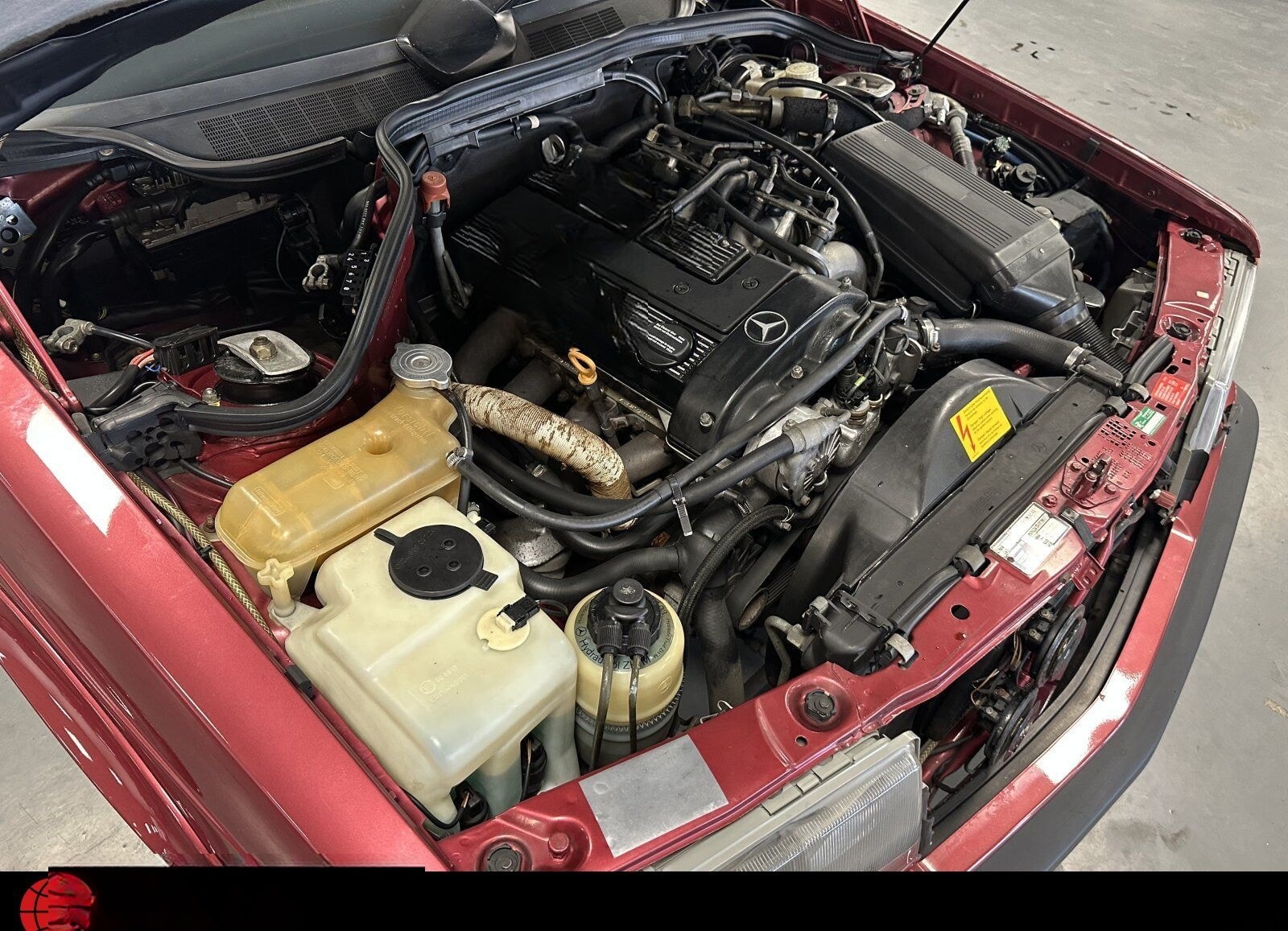 Mercedes-Benz 190 E 2.5-16 KAT Limousine - W201 foto 23