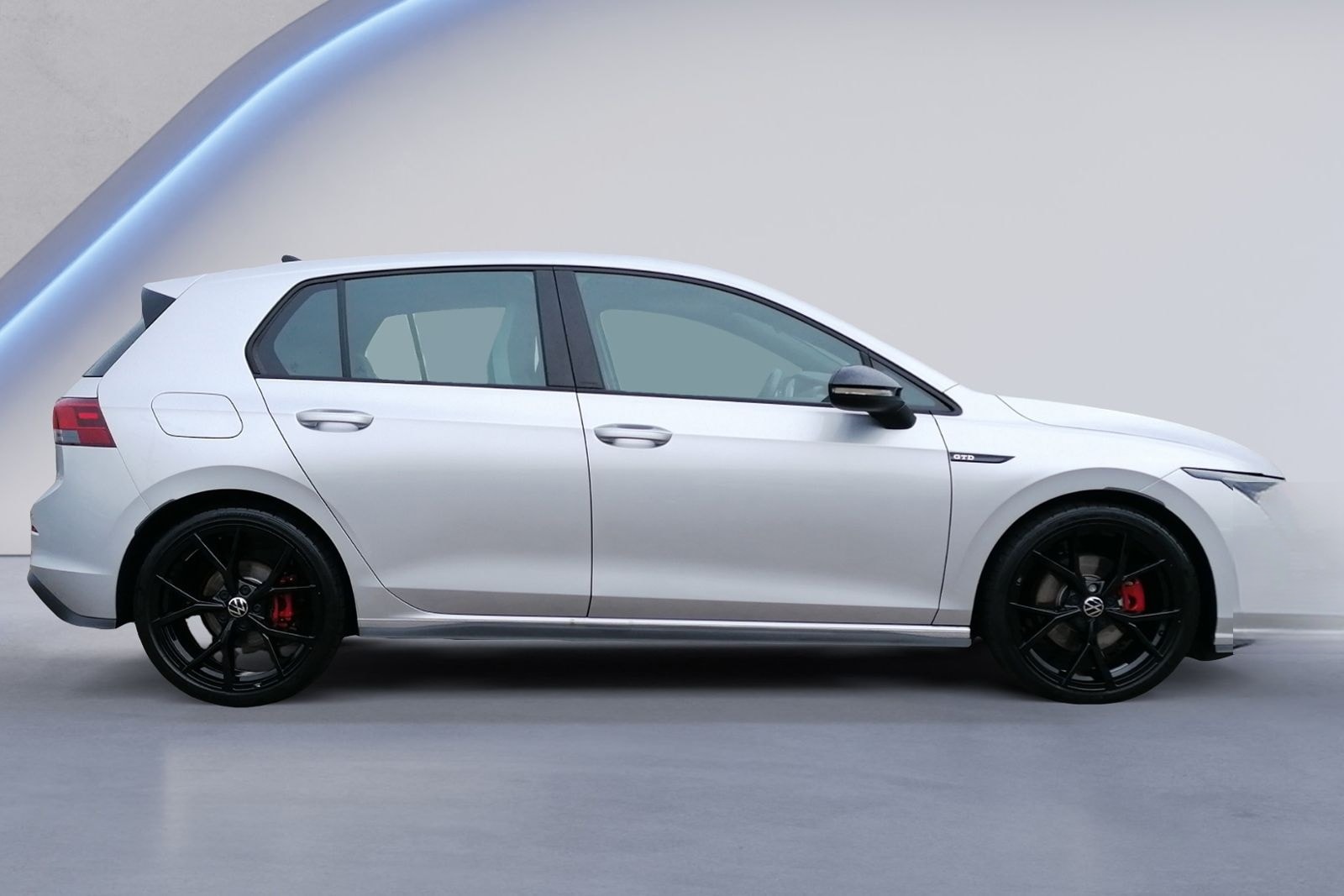 Volkswagen Golf VIII GTD DSG PANO+19"+LED+NAVI+BLACK-STYLE foto 7