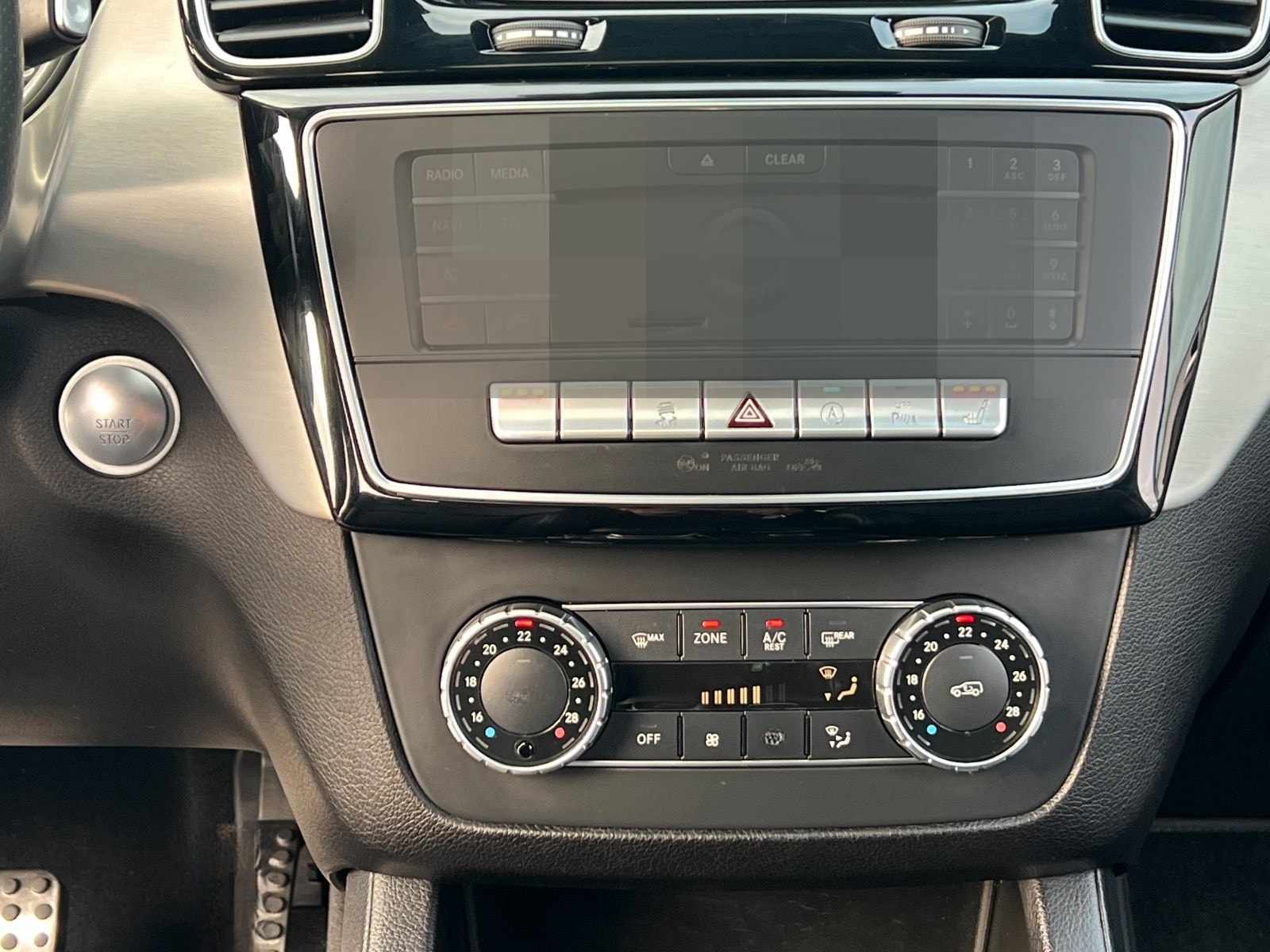 Mercedes-Benz GLE 350 4M AMG-LINE COMAND SCHIEBED. LED KEYLESS foto 18