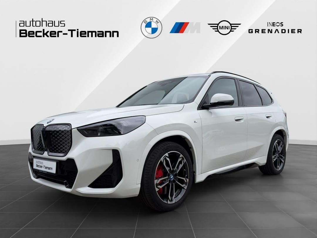 BMW iX1 eDrive20 M-Sport Pro inkl. Winterräder 2025