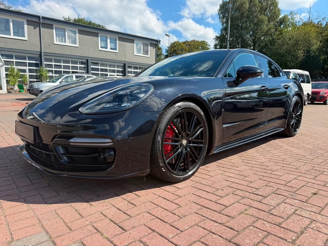 Porsche Panamera Turbo 2018