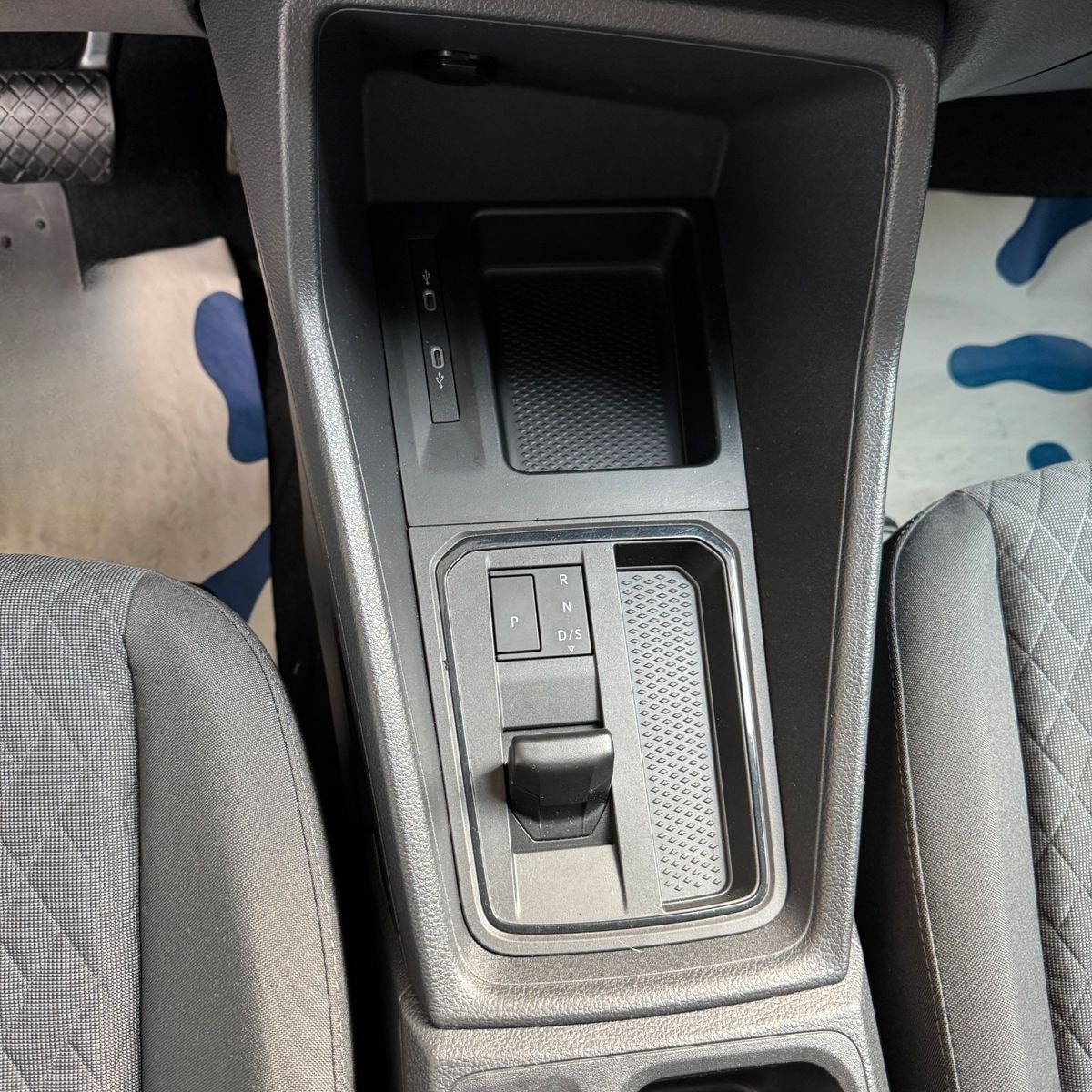 Volkswagen Caddy Life foto 13