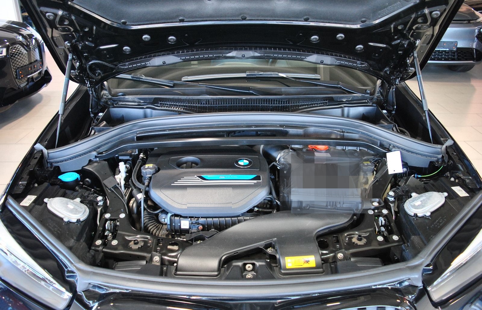 BMW X1 xDr 25e Advantage Sports. HuD Kamera AHK Pano foto 7