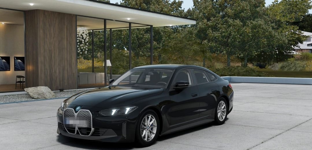 BMW i4 eDrive35